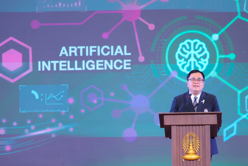 AIS, in partnership with MHESI and Chulalongkorn University, launches the “AI Literacy” course under Aunjai Cyber—building creative AI skills and cybersecurity awareness. Free on Thai MOOC and Aunjai CYBER.