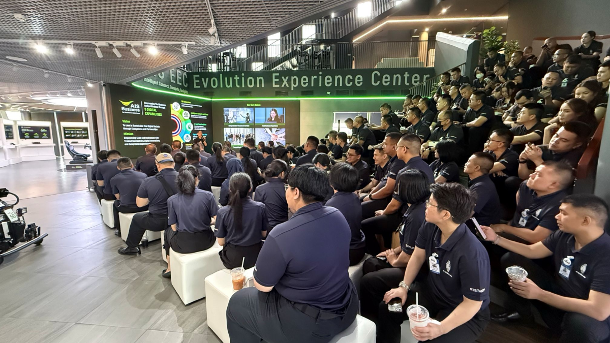 การไฟฟ้าส่วนภูมิภาคนำคณะเข้าเยี่ยมชม AIS EEC เรียนรู้เทคโนโลยีดิจิทัลต่อยอดเทคโนโลยีเพื่อพัฒนาหน่วยงานให้พร้อมสู่อนาคตที่เชื่อมโยงด้วยดิจิทัลอย่างเต็มรูปแบบ