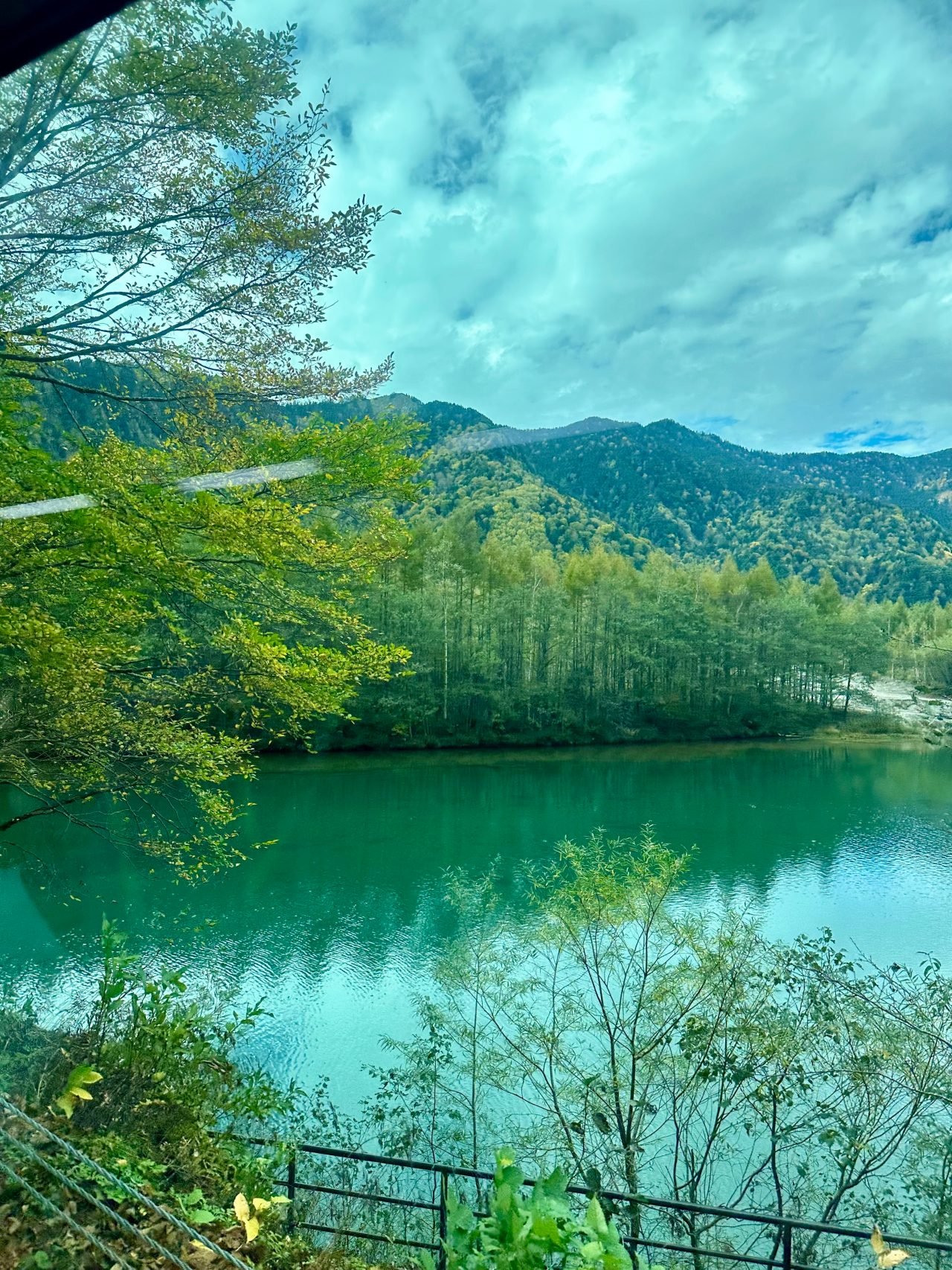 ดูพรีเมียร์ลีก 2025/26 กับ AIS PLAY และ MONOMAX ครบทุกแมตช์ในประเทศไทย