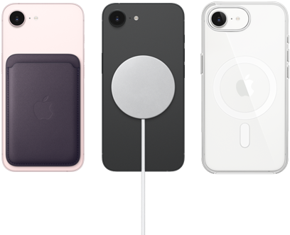 iPhone 17e สีชมพูอ่อนพร้อมเคสผ้า FineWoven แบบกระเป๋าสตางค์สีม่วงมิดไนท์, iPhone 17e สีดำพร้อมเคสซิลิโคนสีดำและที่ชาร์จ MagSafe, iPhone 17e สีขาวพร้อมเคสใสกับ MagSafe
