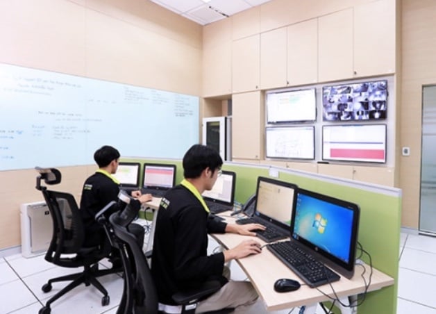 เจ้าหน้าที่ Data Center - Startup Thailand